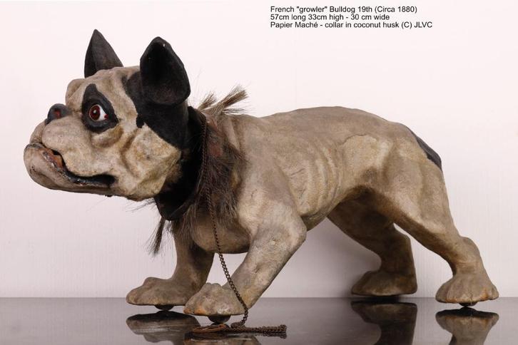 Zeldzame French Boule Dogue Bulldog van papier-maché, Antiek en Kunst, Curiosa en Brocante, Ophalen of Verzenden