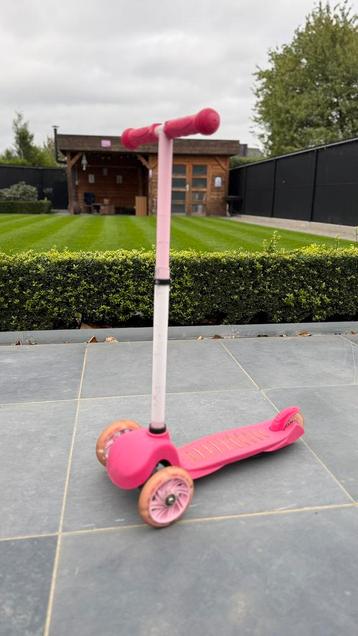 Kinderstep 3 wielen beschikbaar voor biedingen