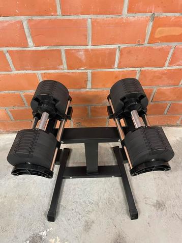 NIEUW! Adjustable dumbbell set 2 x 32kg + rek €475 beschikbaar voor biedingen