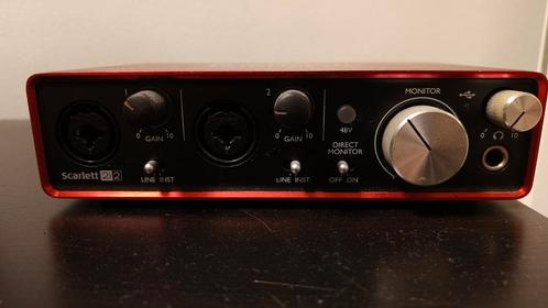 Focusrite Scarlett 2i2, TV, Hi-fi & Vidéo, Appareils professionnels, Comme neuf, Audio, Enlèvement ou Envoi