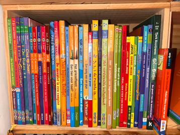 34 avi e4 boekjes beschikbaar voor biedingen