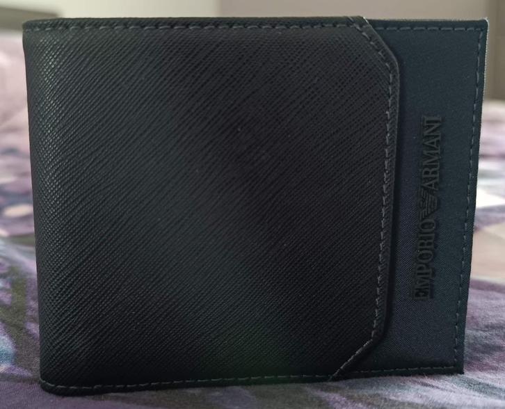 Origineel ARMANI Bi-Fold Wallet - Echt leder, Bijoux, Sacs & Beauté, Porte-monnaie & Portefeuilles, Neuf, Autres marques, Bleu