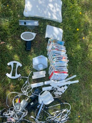 Wii console en toebehoren beschikbaar voor biedingen