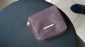 portefeuille pour femme Kipling couleur violet foncé