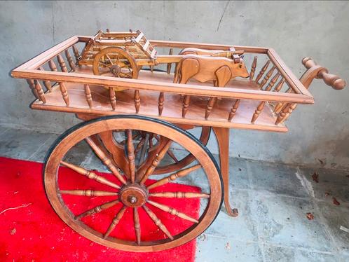 Decoratieve houten ossenkar – ambachtelijk handwerk, Antiek en Kunst, Kunst | Beelden en Houtsnijwerken, Ophalen