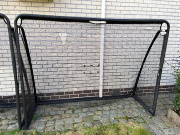 Voetbal goal beschikbaar voor biedingen