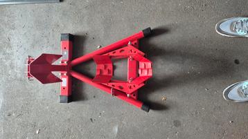 Wielklem moto beschikbaar voor biedingen