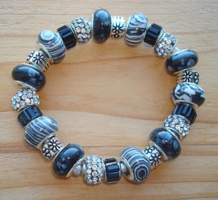 Armband met bedels in zwartzilver PSE206 - maat naar wens, Handtassen en Accessoires, Armbanden, Nieuw, Elastiek, Zwart, Met bedels of kralen