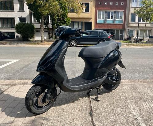 Piaggio Zip 2t 70cc A-klasse, Fietsen en Brommers, Scooters | Piaggio, Zo goed als nieuw, Zip, Klasse A (25 km/u), Benzine, Ophalen