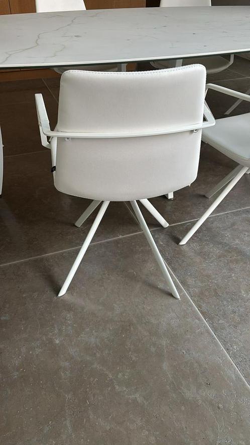 Rafael chair - Joli, Huis en Inrichting, Stoelen, Zo goed als nieuw, Ophalen