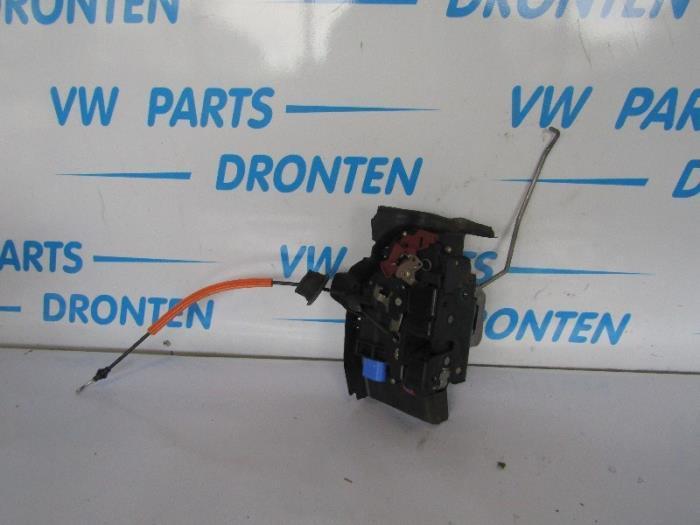 Deurslot Mechaniek 4Deurs rechts-achter van een Audi A8, Auto-onderdelen, Carrosserie, Audi, Gebruikt, 3 maanden garantie, Ophalen of Verzenden