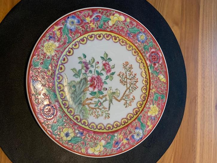 Porceleinen bloemen schotel jaren 60, Huis en Inrichting, Keuken | Servies, Nieuw, Schaal of Schalen, Overige stijlen, Porselein