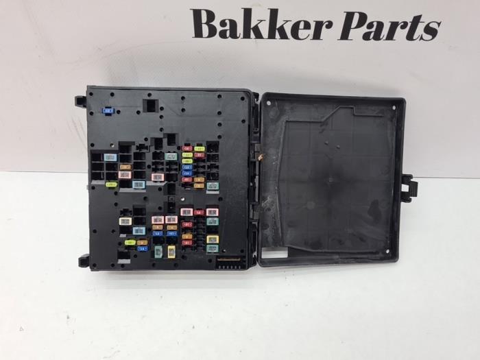 Zekeringkast van een Ford Fiesta, Auto-onderdelen, Elektronica en Kabels, Ford, Gebruikt, 3 maanden garantie