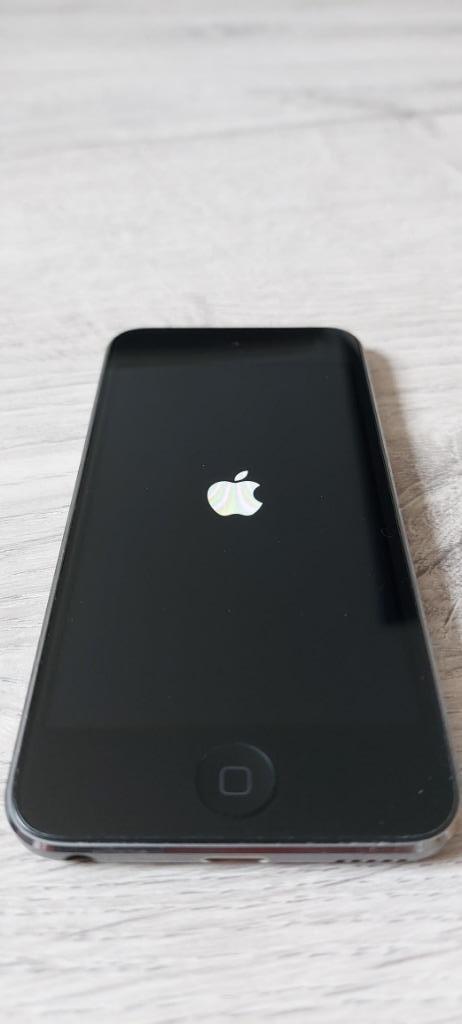 iPod touch (5th generation) 64 GB, Audio, Tv en Foto, Mp3-spelers | Apple iPod, Zo goed als nieuw, Touch, 40 GB en meer, Zilver