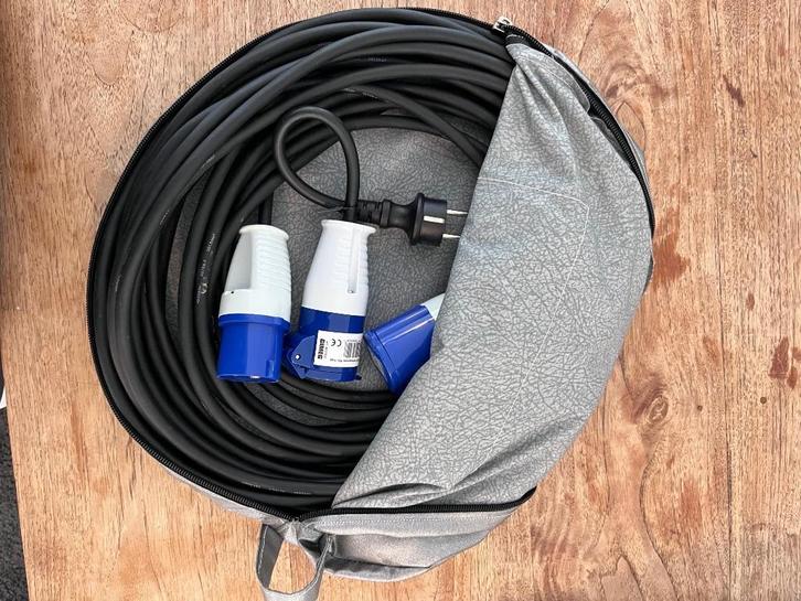 California accessoires (T6.1), Caravans en Kamperen, Mobilhome-accessoires, Zo goed als nieuw, Ophalen