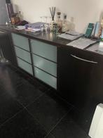 buffet en bois massif, Maison & Meubles, Armoires | Buffets, Enlèvement, Comme neuf, Verre