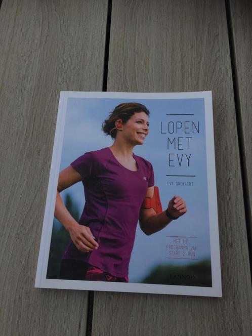 Lopen met Evy - Evy Gruyaert start 2 run Lannoo, Sport en Fitness, Loopsport en Atletiek, Zo goed als nieuw, Ophalen of Verzenden