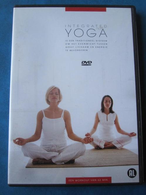 Yoga - Integrated, Cd's en Dvd's, Dvd's | Sport en Fitness, Zo goed als nieuw, Cursus of Instructie, Yoga, Fitness of Dans, Alle leeftijden