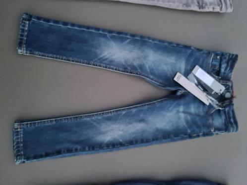 blauwe jeans broek, IKKS, 110 NIEUW, Kinderen en Baby's, Kinderkleding | Maat 110, Zo goed als nieuw, Broek, Ophalen of Verzenden