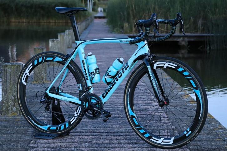 Bianchi Oltre XR3 CV Carbon Campagnolo wielren racefiets, Fietsen en Brommers, Fietsen | Racefietsen, Zo goed als nieuw, Heren