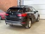 BMW X1 1.5 dA sDrive16 Automaat Trekhaak Pano Garantie, Auto's, BMW, Stof, Gebruikt, Zwart, Bedrijf