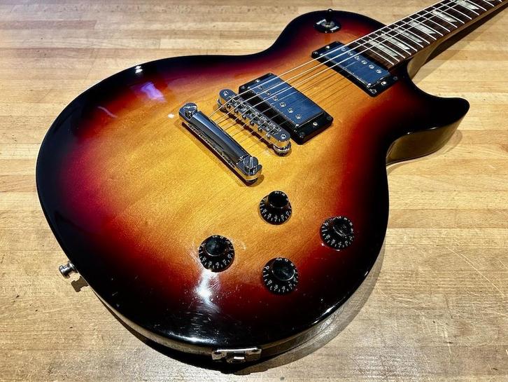 Gibson 2008 Les Paul Studio Fireburst + Case, Muziek en Instrumenten, Snaarinstrumenten | Gitaren | Elektrisch, Zo goed als nieuw