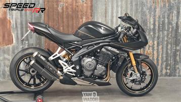 Triumph Speed Triple 1200 RR: Black Edition beschikbaar voor biedingen