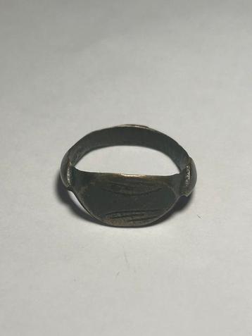 Bague médiévale en bronze, Enlèvement ou Envoi, Comme neuf