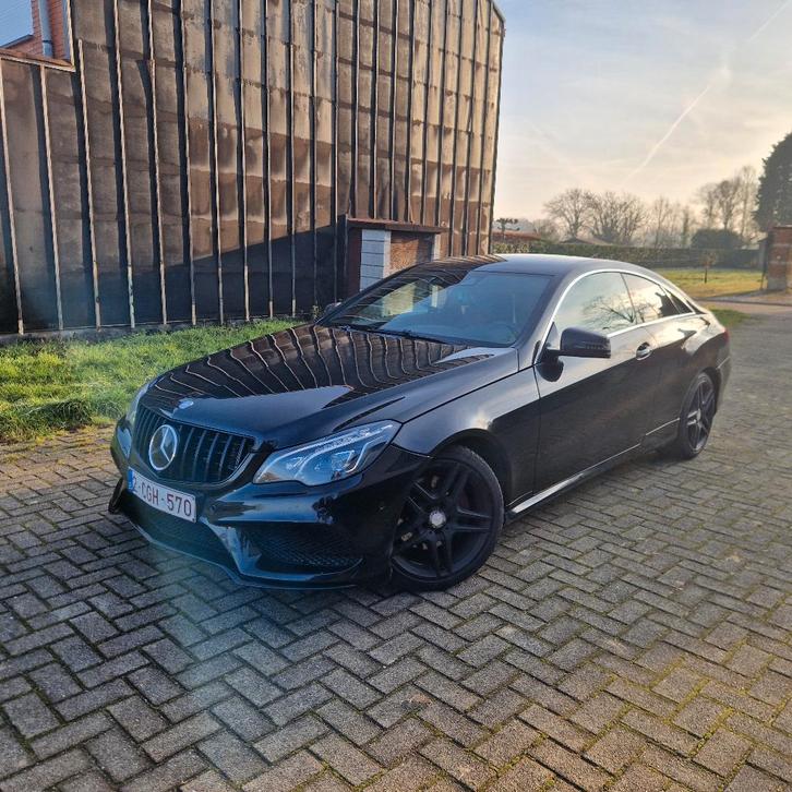 Mercedes Benz E220 Coupe van 2015, EURO 6, Auto's, Mercedes-Benz, Bedrijf, Te koop, E-Klasse, Navigatiesysteem, Diesel, Euro 6