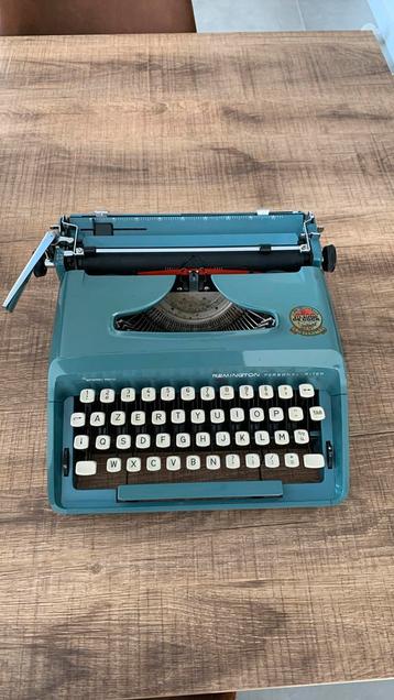 Remington typemachine beschikbaar voor biedingen