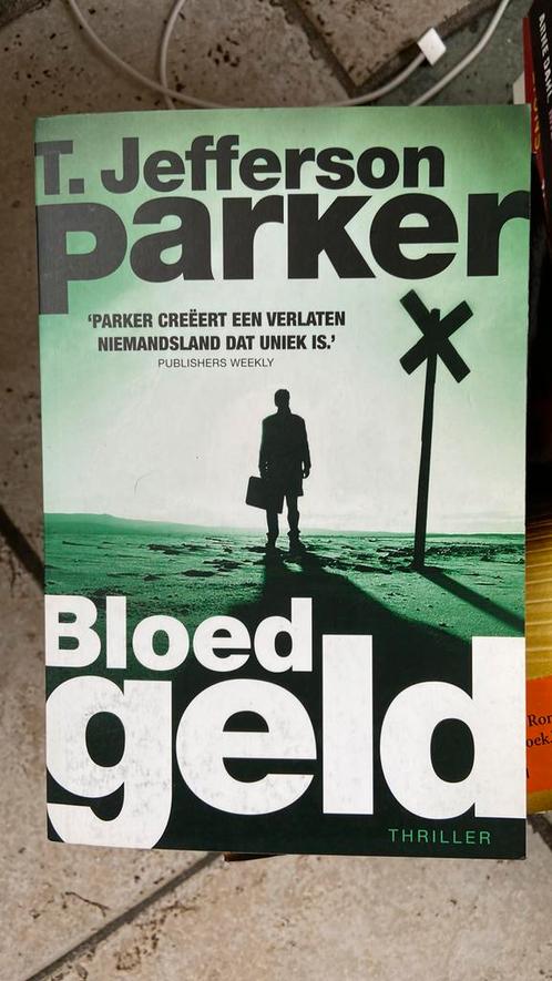 Jefferson Parker - Bloedgeld, Boeken, Thrillers, Zo goed als nieuw, Ophalen of Verzenden