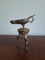 Oud bronzen olielampje, Antiek en Kunst, Ophalen of Verzenden