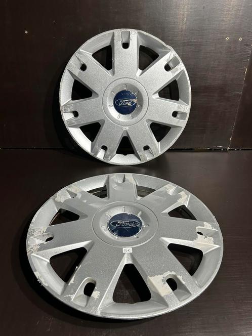 2 wieldoppen ford fusion fiesta ka mondeo 15", Auto diversen, Wieldoppen, Gebruikt, Ophalen of Verzenden