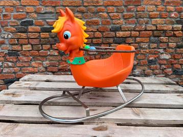 Vintage Canova schommelpaard beschikbaar voor biedingen