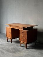 Vintage scandinavisch bureau, 1960, Huis en Inrichting, Bureaus, Ophalen, Zo goed als nieuw, Bureau