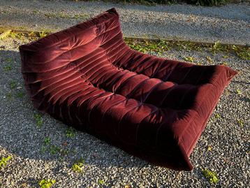 Originele Ligne Roset togo loungebank aubergine paars beschikbaar voor biedingen