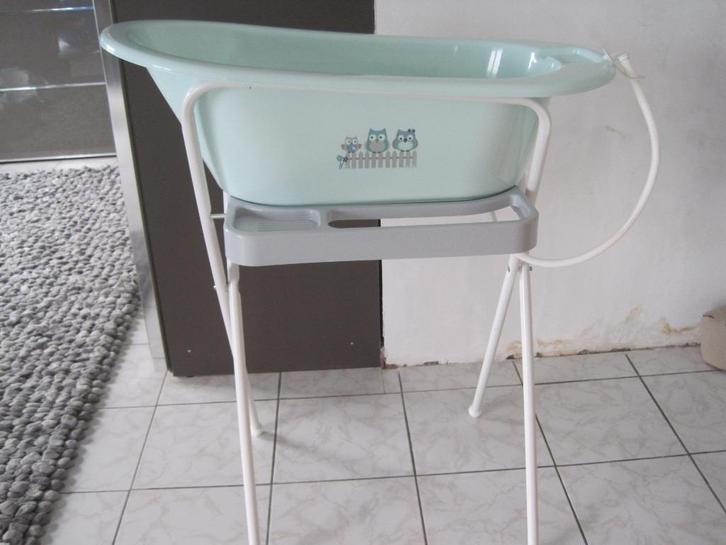 Babybadje + badstaander Bébéjou, Kinderen en Baby's, Badjes en Verzorging, Gebruikt, Badje, Bébé-jou, Standaard, Ophalen