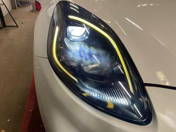 Ford Puma 2020 koplampen beschikbaar voor biedingen