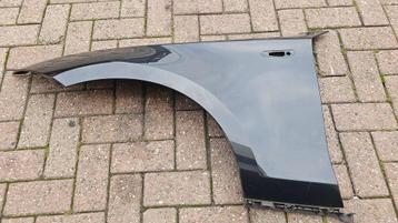 Voorscherm spatbord linksvoor BMW 1 erie E81 E82 E87 E88 kle beschikbaar voor biedingen