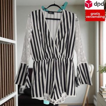 Playsuit gestreept met kanten mouwen M beschikbaar voor biedingen