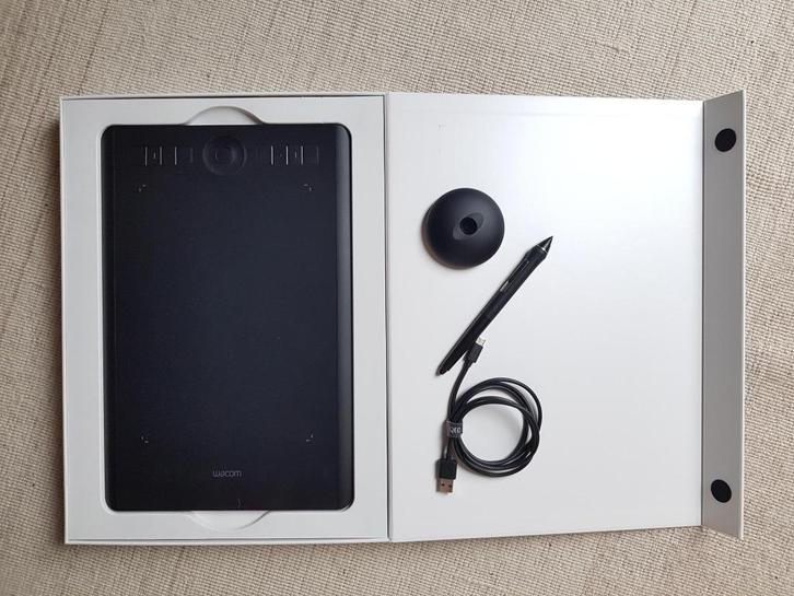 Tablette graphique WACOM Intuos Pro M, Computers en Software, Tekentablets, Zo goed als nieuw, Multi-touch, Ophalen