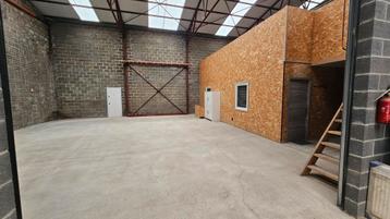 A louer hangar à houdeng aimerie rue du stokou de 145 m carr beschikbaar voor biedingen