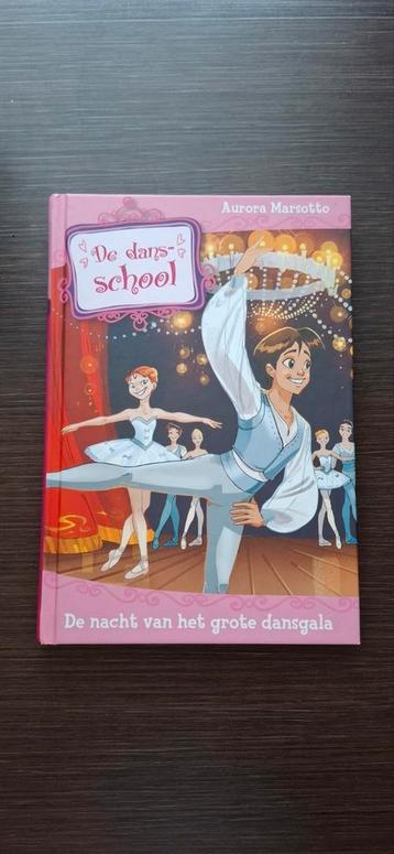 Aurora Marsotto - La nuit du grand gala de danse, Enlèvement ou Envoi, Comme neuf, Aurora Marsotto