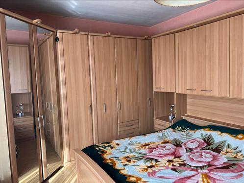 Grote slaapkamer met bureau, Huis en Inrichting, Slaapkamer | Complete slaapkamers, Gebruikt, Tweepersoons, Ophalen