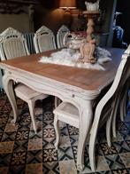 Landelijke, Franse eettafel in massief hout,  greige patine., Huis en Inrichting, Ophalen