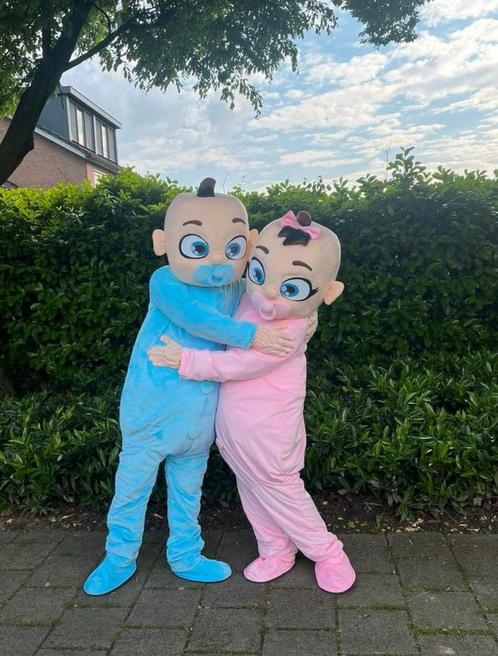 Mascotte gender reveal te huur, Hobby en Vrije tijd, Feestartikelen | Verhuur, Zo goed als nieuw, Ophalen of Verzenden