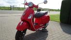 vespa gts super 125 i.e., Fietsen en Brommers, Ophalen, Overige modellen, Zo goed als nieuw, Benzine