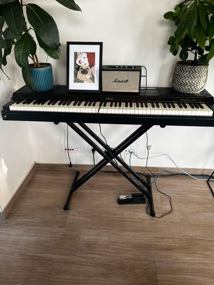 Elektrische piano, Muziek en Instrumenten, Keyboards, Zo goed als nieuw, Roland, Ophalen