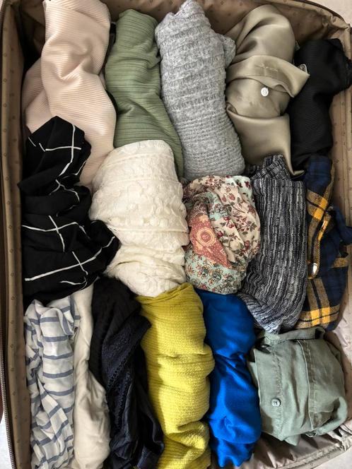 16x dames hemdjes, T-shirt en blouse maat 34 bulkverkoop, Kleding | Dames, Dames-kledingpakketten, Zo goed als nieuw, Maat 34 (XS) of kleiner