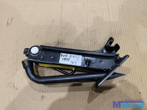 FORD FIESTA 4 krik + wielsleutel 1995-2003, Auto-onderdelen, Overige Auto-onderdelen, Ford, Gebruikt, Ophalen of Verzenden